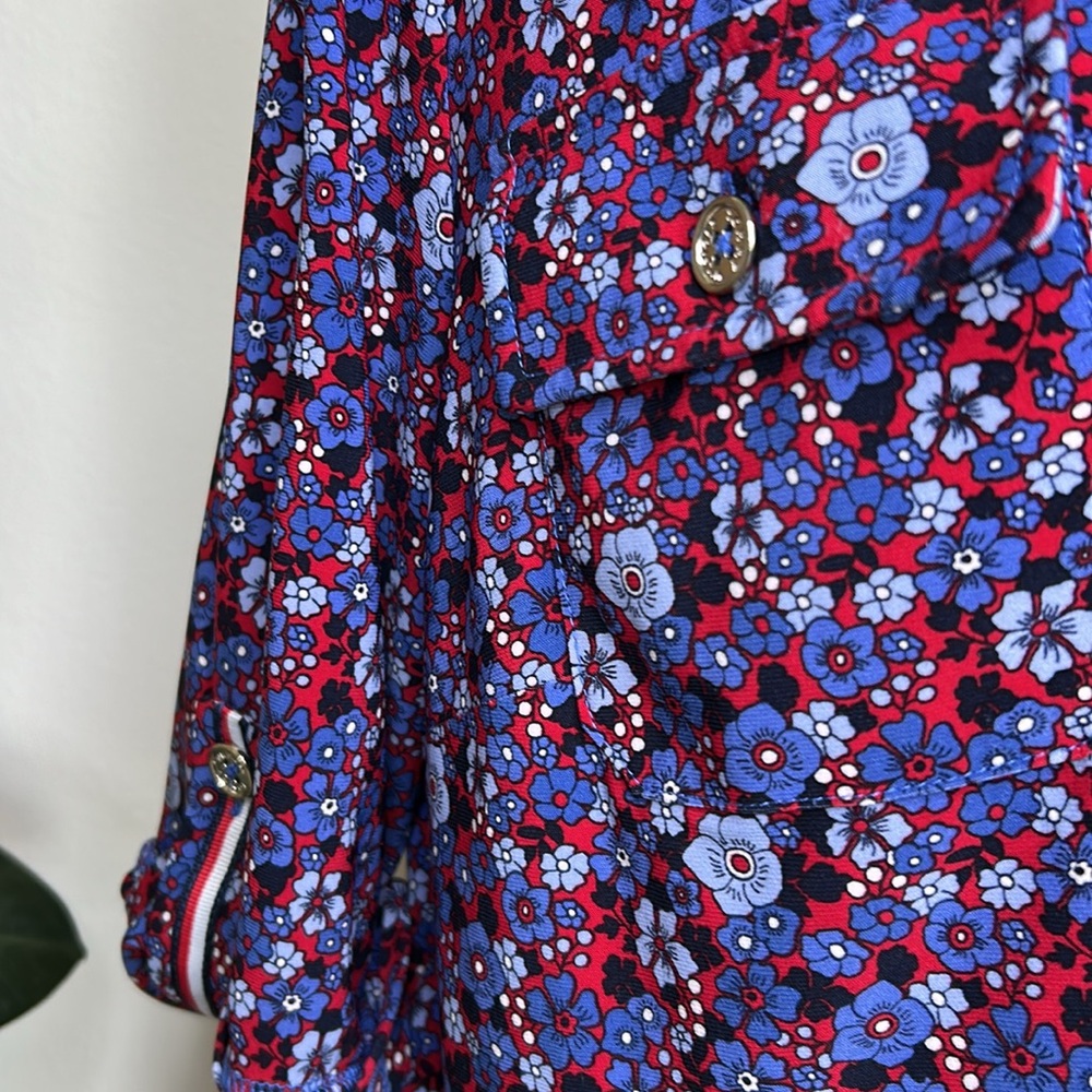 TOMMY HILFIGER short romper with adjustable waist and button details. - Picture 6 of 15